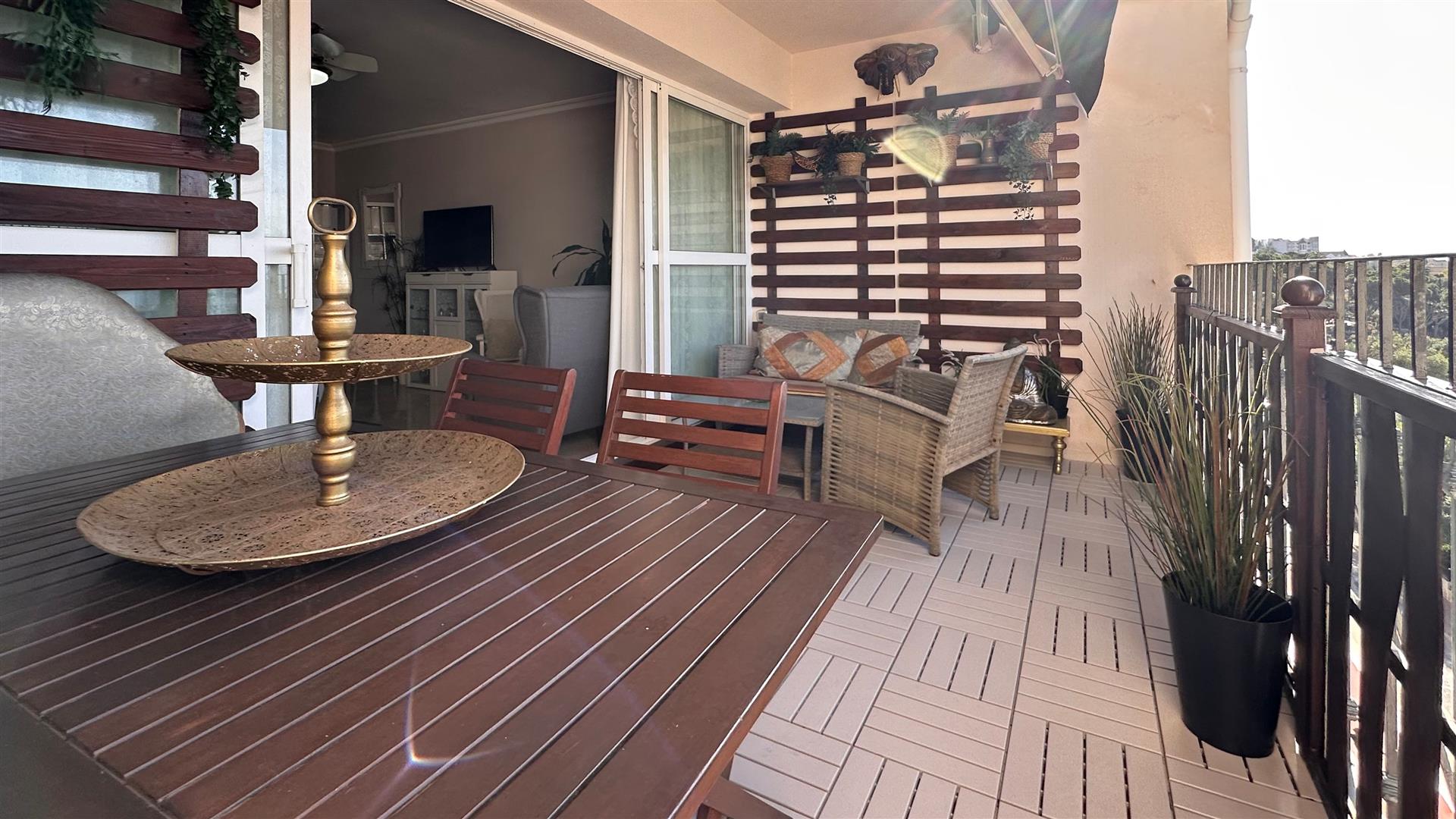 Image of Apartment - 2 Bedrooms - 2 Bathrooms for Sale in Gardiner's View-Gibraltar, Image 13